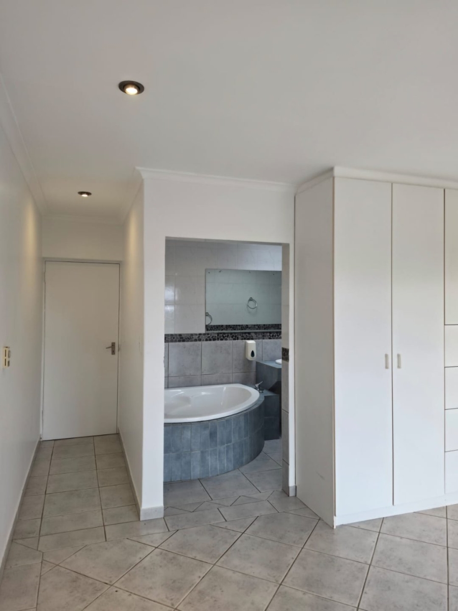 To Let 1 Bedroom Property for Rent in Plattekloof 3 Western Cape
